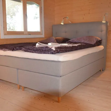 Brakkerhus Guest house *