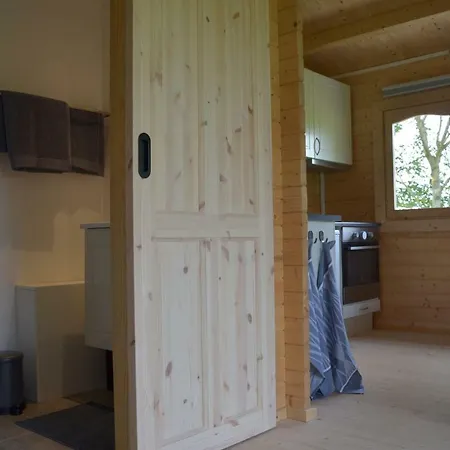 Brakkerhus Guest house *