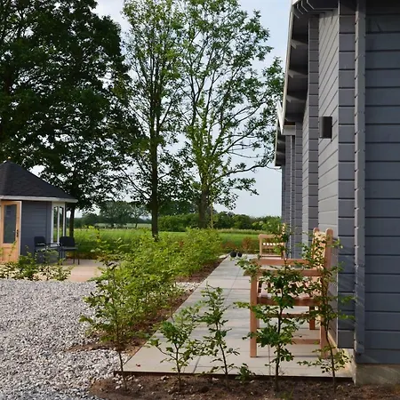 Brakkerhus Guest house *